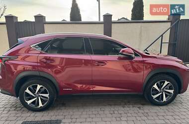 Внедорожник / Кроссовер Lexus NX 2018 в 