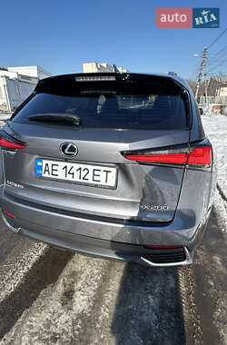 Внедорожник / Кроссовер Lexus NX 2018 в 