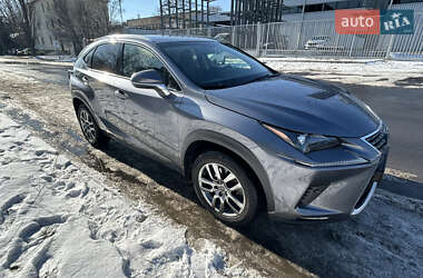 Внедорожник / Кроссовер Lexus NX 2018 в 