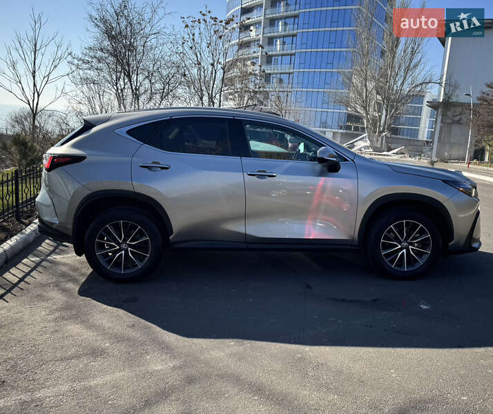 Внедорожник / Кроссовер Lexus NX 2022 в Одессе