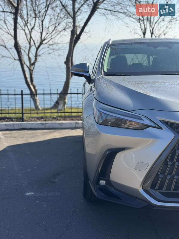 Внедорожник / Кроссовер Lexus NX 2022 в Одессе