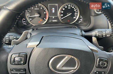 Позашляховик / Кросовер Lexus NX 2020 в 
