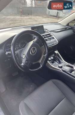Внедорожник / Кроссовер Lexus NX 2017 в 