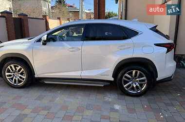 Внедорожник / Кроссовер Lexus NX 2020 в 