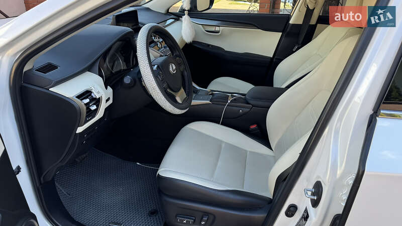 Внедорожник / Кроссовер Lexus NX 2020 в Львове