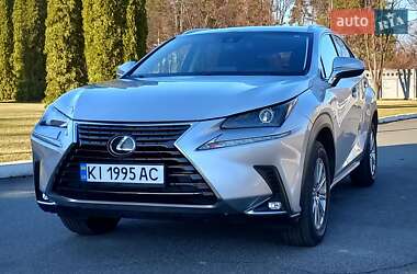 Позашляховик / Кросовер Lexus NX 2017 в Києві