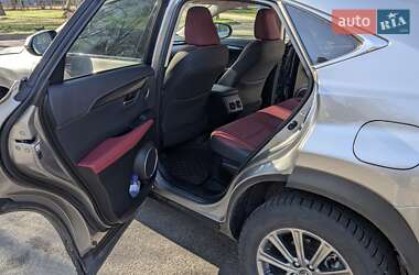 Позашляховик / Кросовер Lexus NX 2019 в 