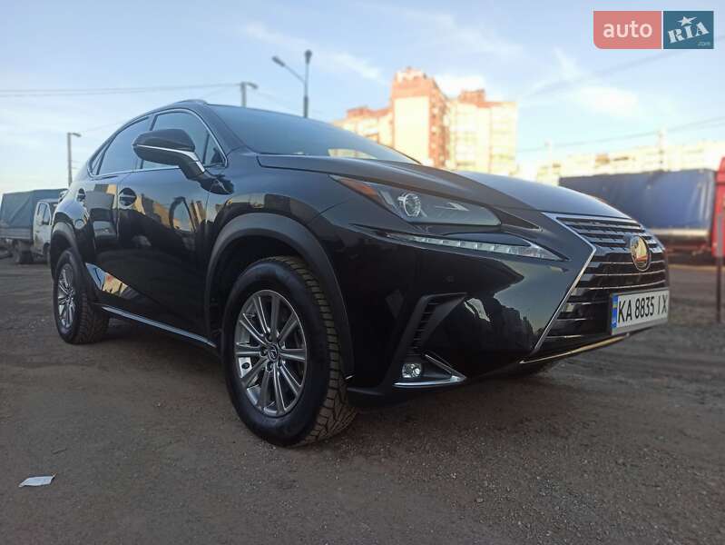 Позашляховик / Кросовер Lexus NX 2019 в Києві