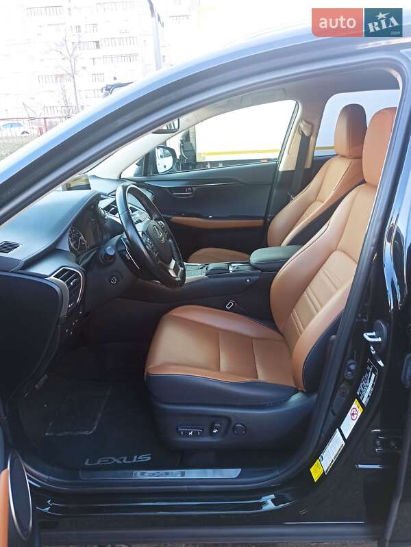 Позашляховик / Кросовер Lexus NX 2019 в Києві