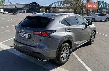 Позашляховик / Кросовер Lexus NX 2017 в 
