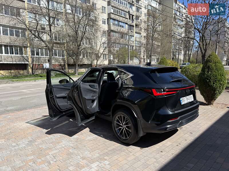 Внедорожник / Кроссовер Lexus NX 2022 в Киеве