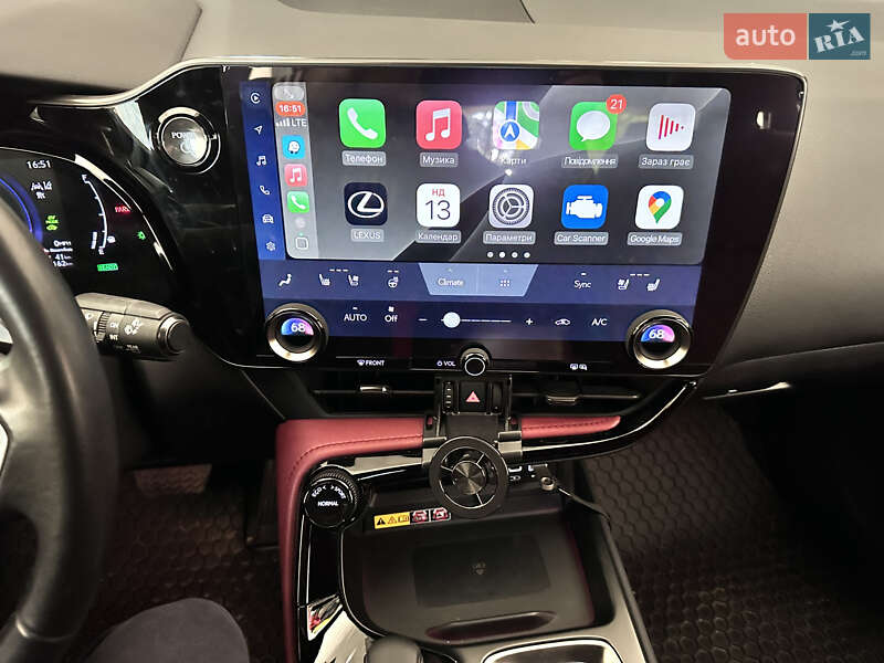 Внедорожник / Кроссовер Lexus NX 2023 в Дрогобыче