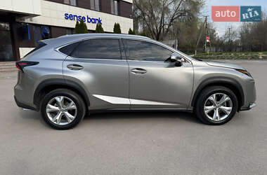 Внедорожник / Кроссовер Lexus NX 2017 в 