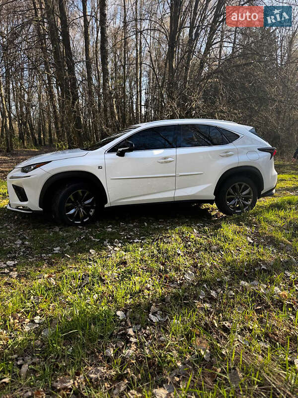 Внедорожник / Кроссовер Lexus NX 2018 в Фастове