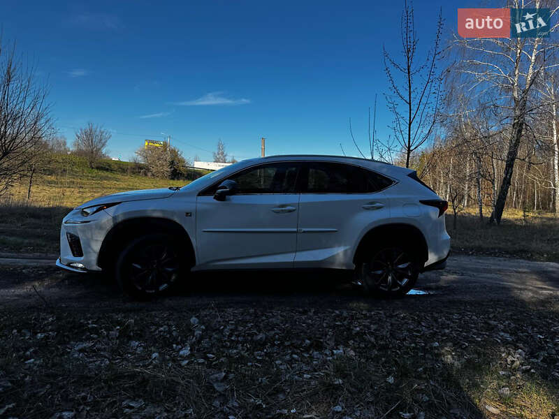 Внедорожник / Кроссовер Lexus NX 2018 в Фастове