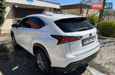 Внедорожник / Кроссовер Lexus NX 2018 в 