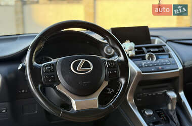 Внедорожник / Кроссовер Lexus NX 2015 в 