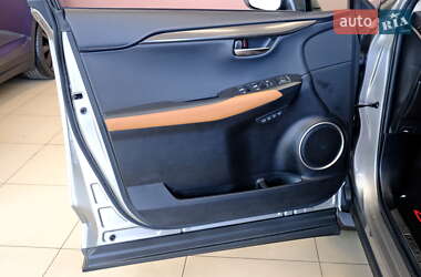 Внедорожник / Кроссовер Lexus NX 2018 в 