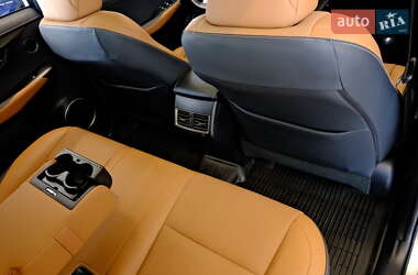 Внедорожник / Кроссовер Lexus NX 2018 в 