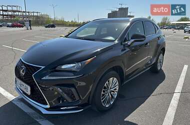 Внедорожник / Кроссовер Lexus NX 2016 в 