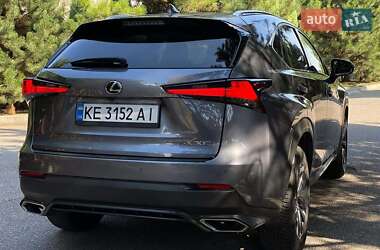 Внедорожник / Кроссовер Lexus NX 2019 в 