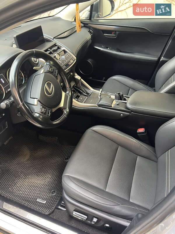 Внедорожник / Кроссовер Lexus NX 2019 в Одессе