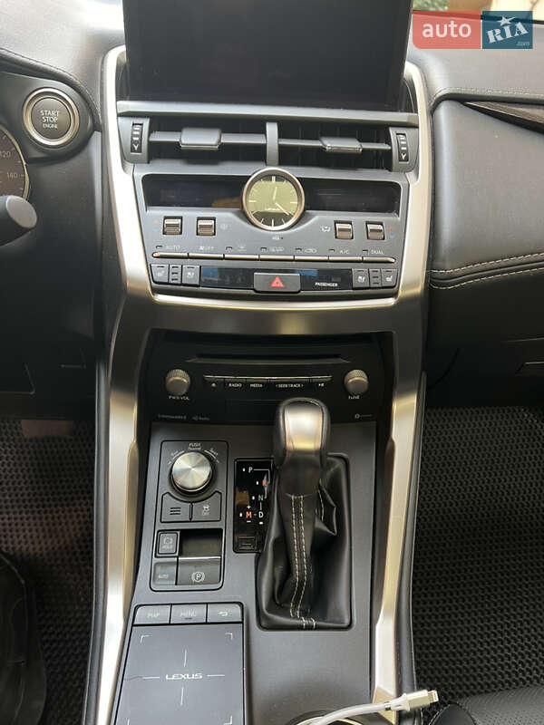 Внедорожник / Кроссовер Lexus NX 2019 в Одессе