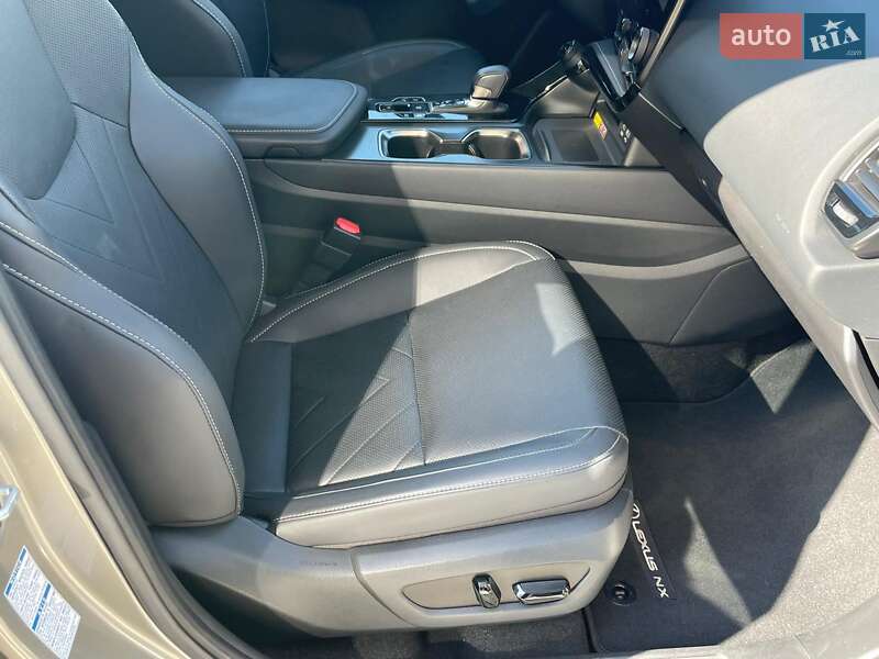 Позашляховик / Кросовер Lexus NX 2022 в Києві