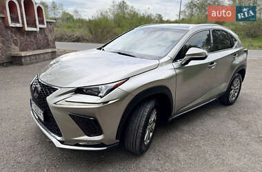 Позашляховик / Кросовер Lexus NX 2018 в 