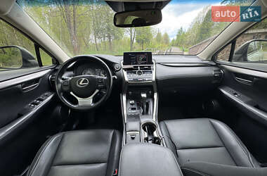 Позашляховик / Кросовер Lexus NX 2018 в 