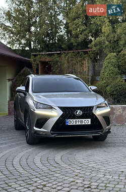 Внедорожник / Кроссовер Lexus NX 2019 в Тернополе