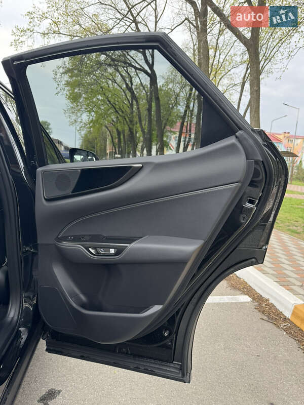 Внедорожник / Кроссовер Lexus NX 2022 в Киеве
