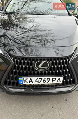 Внедорожник / Кроссовер Lexus NX 2022 в 