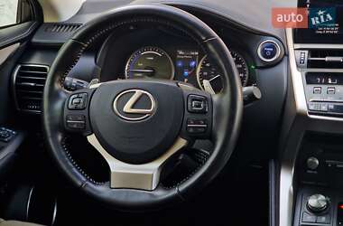 Внедорожник / Кроссовер Lexus NX 2019 в 