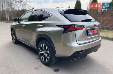 Внедорожник / Кроссовер Lexus NX 2015 в 