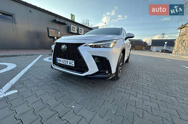 Внедорожник / Кроссовер Lexus NX 2022 в 