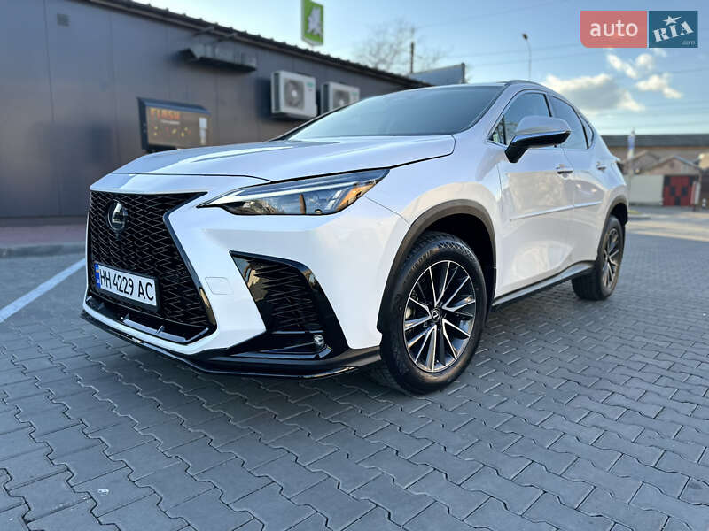 Внедорожник / Кроссовер Lexus NX 2022 в Одессе
