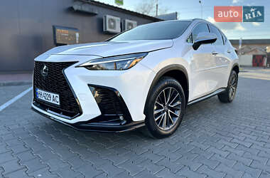 Внедорожник / Кроссовер Lexus NX 2022 в 