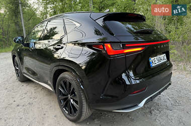 Внедорожник / Кроссовер Lexus NX 2022 в 