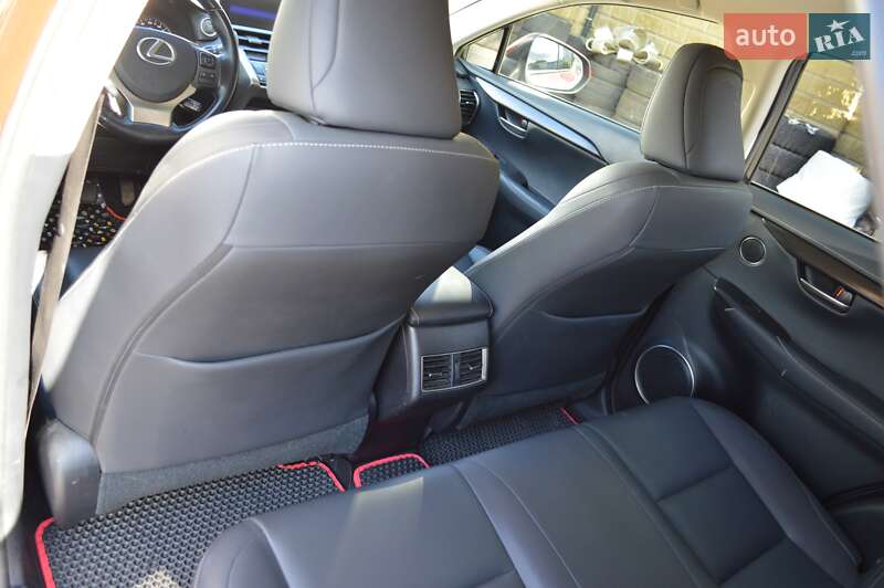 Внедорожник / Кроссовер Lexus NX 2017 в Одессе