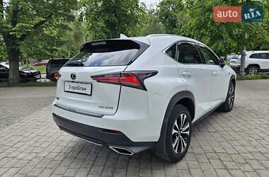 Внедорожник / Кроссовер Lexus NX 2018 в 