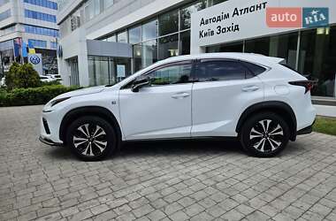 Внедорожник / Кроссовер Lexus NX 2018 в 