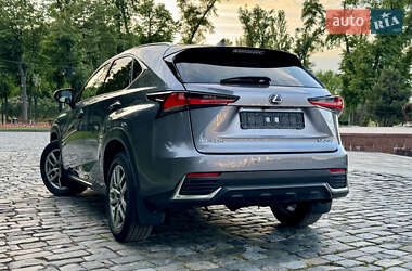 Внедорожник / Кроссовер Lexus NX 2019 в 