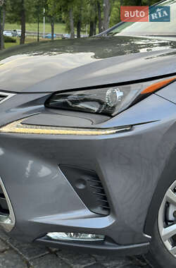 Внедорожник / Кроссовер Lexus NX 2019 в 
