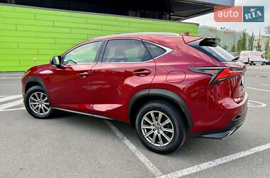 Внедорожник / Кроссовер Lexus NX 2019 в 