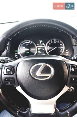 Внедорожник / Кроссовер Lexus NX 2015 в Краснограде