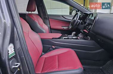 Внедорожник / Кроссовер Lexus NX 2022 в 