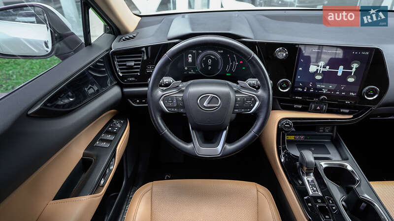 Внедорожник / Кроссовер Lexus NX 2021 в Львове