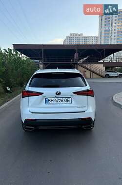 Внедорожник / Кроссовер Lexus NX 2018 в 
