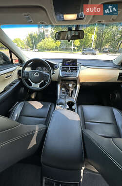 Внедорожник / Кроссовер Lexus NX 2015 в 